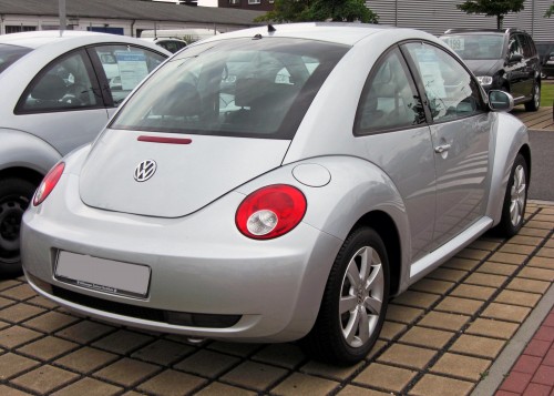 VW_New_Beetle_Facelift_20090620_rear
